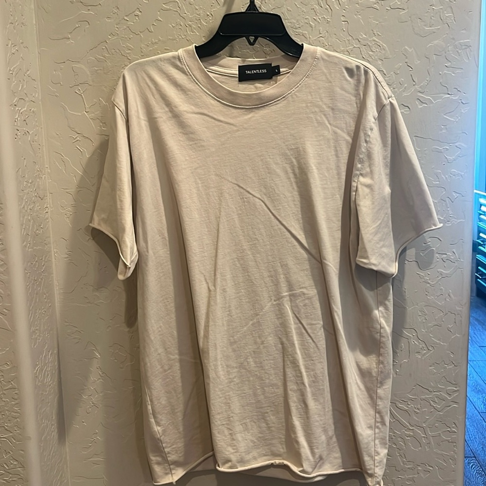 Talentless roller tee. Large.